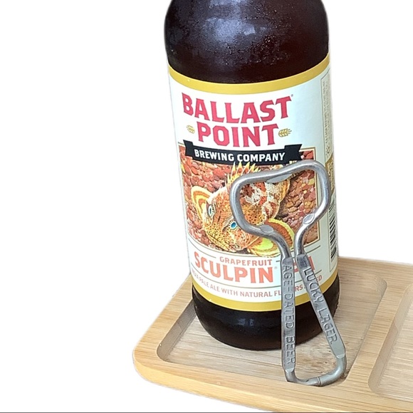 Vintage Lucky Lager Aged beer opener collectible - Picture 4 of 6